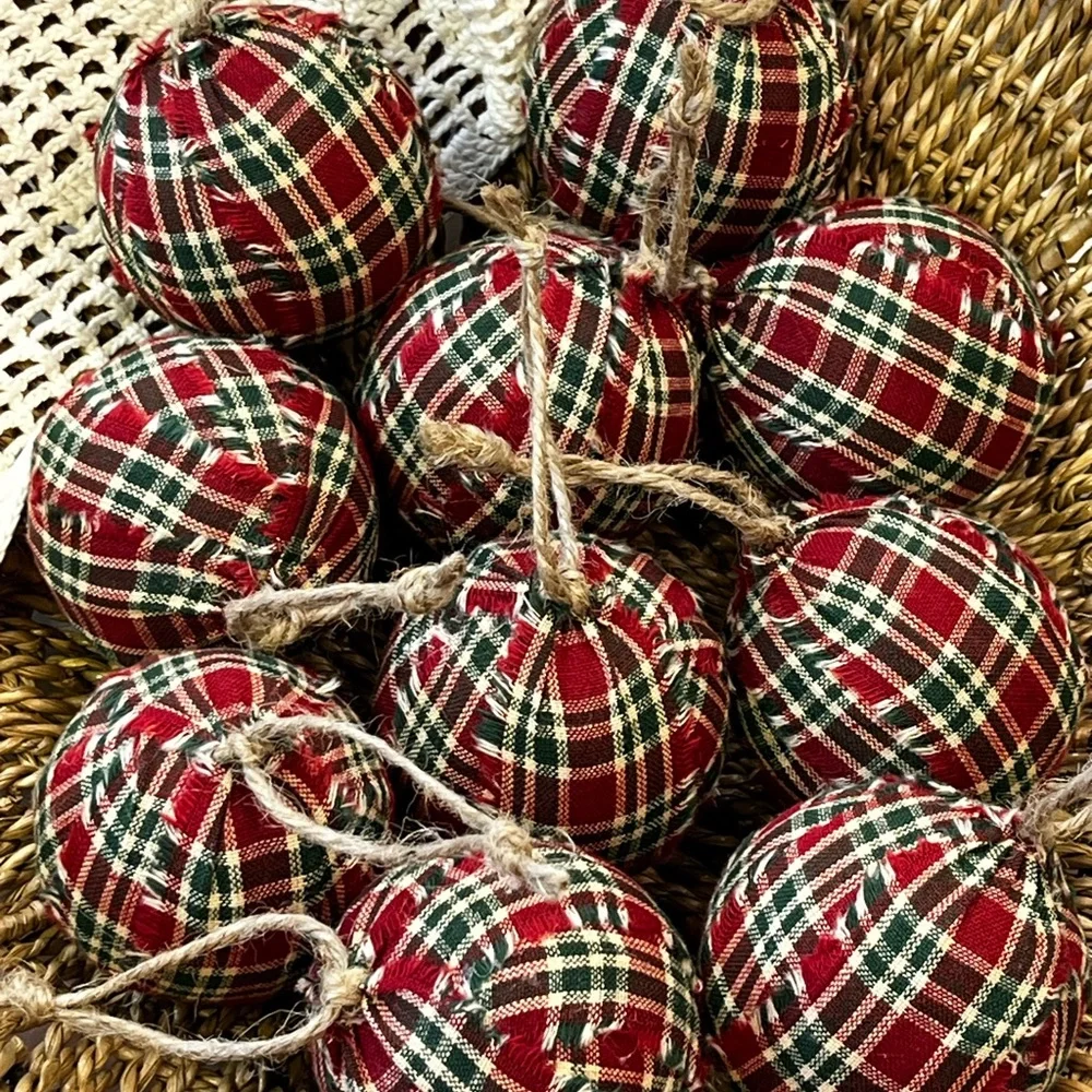 10 Primitive red green plaid Fabric RAG BALLS Christmas Ornaments farmhouse
